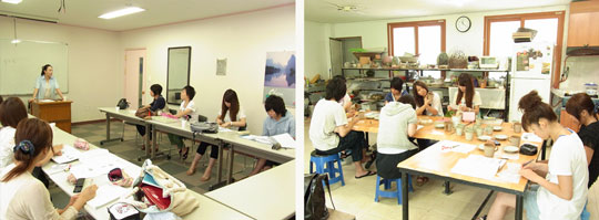 （左）授業風景／（右）陶芸教室
