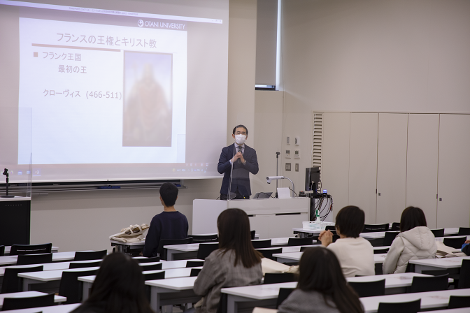 講義を行う藤田先生