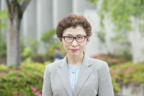 人文情報学科 山本 貴子 教授