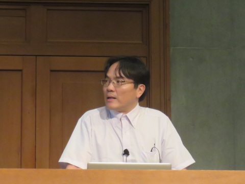 松浦典弘教授による講話の様子