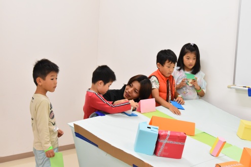 当日の様子：転がる紙コップを作ろう