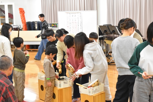 楽器体験の様子