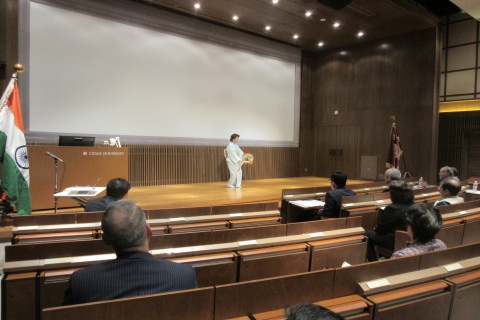 本学卒業生による日本舞踊