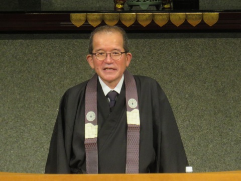 三木彰円教授による講話の様子