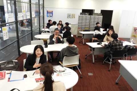 相談会場の様子