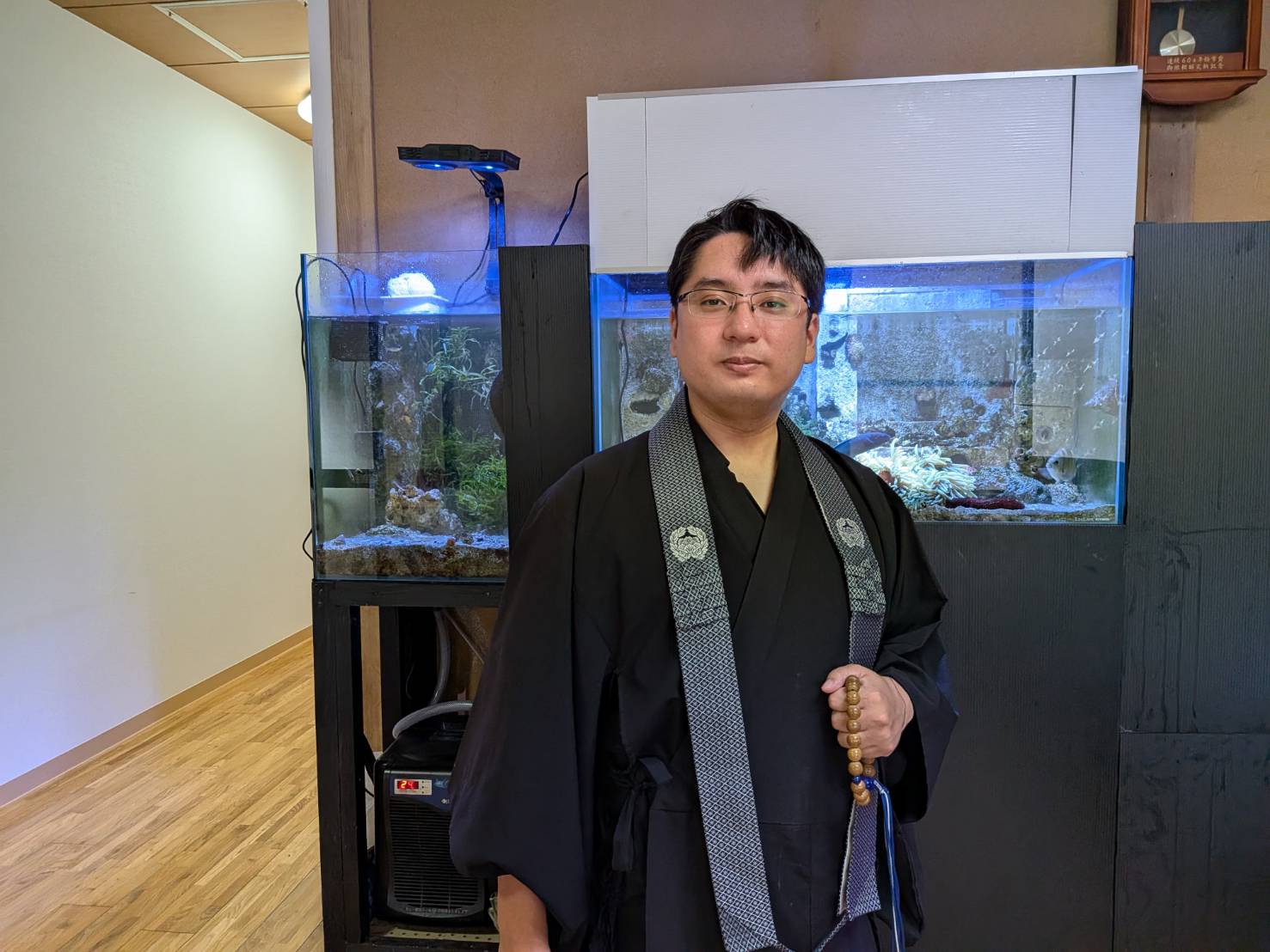 2014年度に文学部仏教学科を卒業した山本翔さん（2016年度に文学研究科（現 人文学研究科）仏教学専攻修士課程を修了）