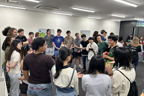 名前列車ゲームで自己紹介