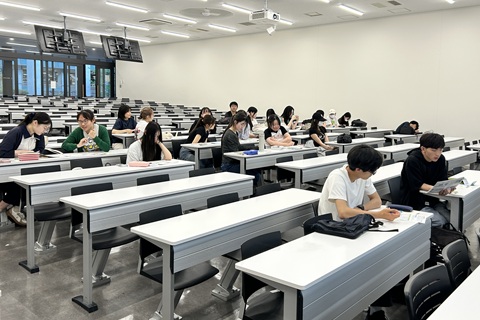 ワークショップに取り組む様子