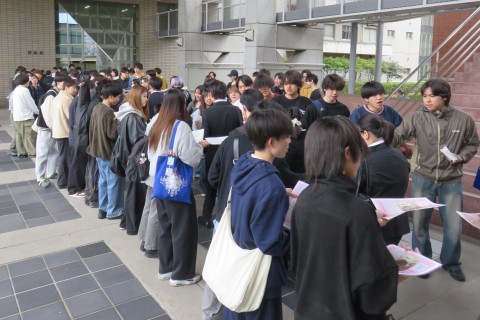 クラブ勧誘の様子