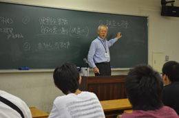 仏教学科の模擬授業の様子