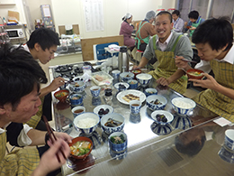 他のグループのご飯ももらって完食