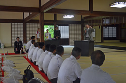 鈴木寿志学生部長からの激励