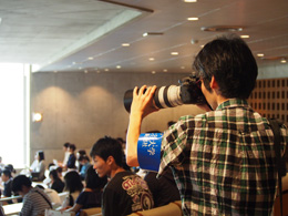 大谷大学新聞社の撮影風景