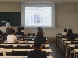 社会学科の模擬授業の様子