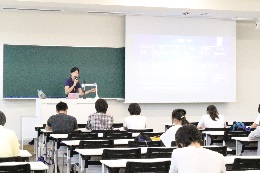 文学部国際文化学科の模擬授業