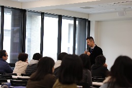 社会学部模擬授業の様子