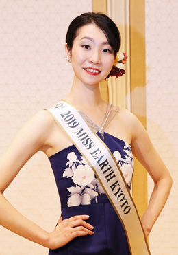 2019ミス・アース 京都大会優勝時の様子