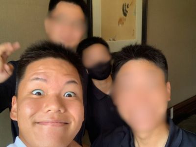 警察学校入校中同期と撮影した写真
