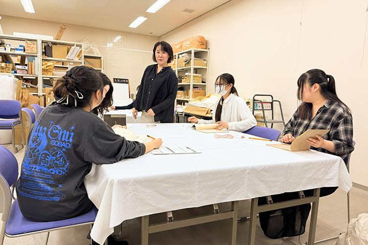 佐藤先生とゼミ生