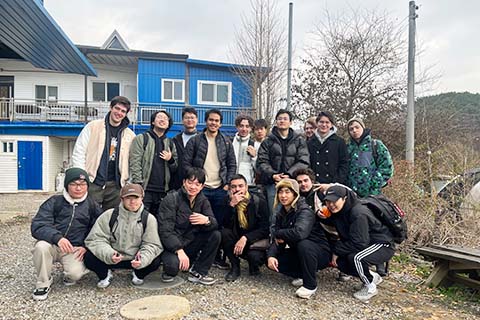 学生寮のメンバーと一泊旅行へ