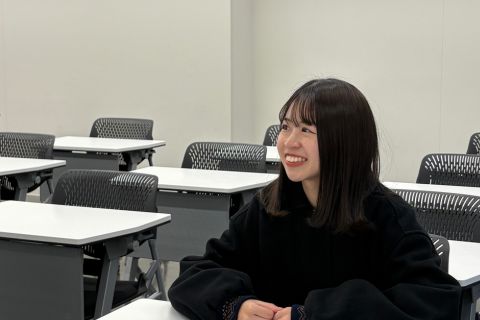 インタビュー中の様子